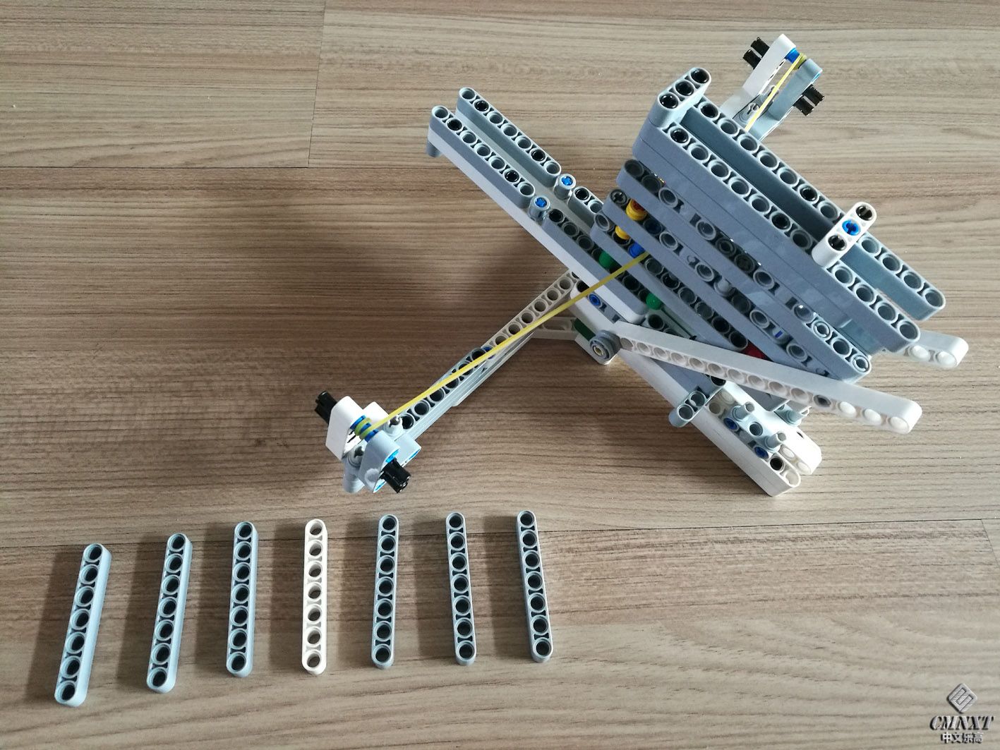 可连发7个弩，加高可发更多