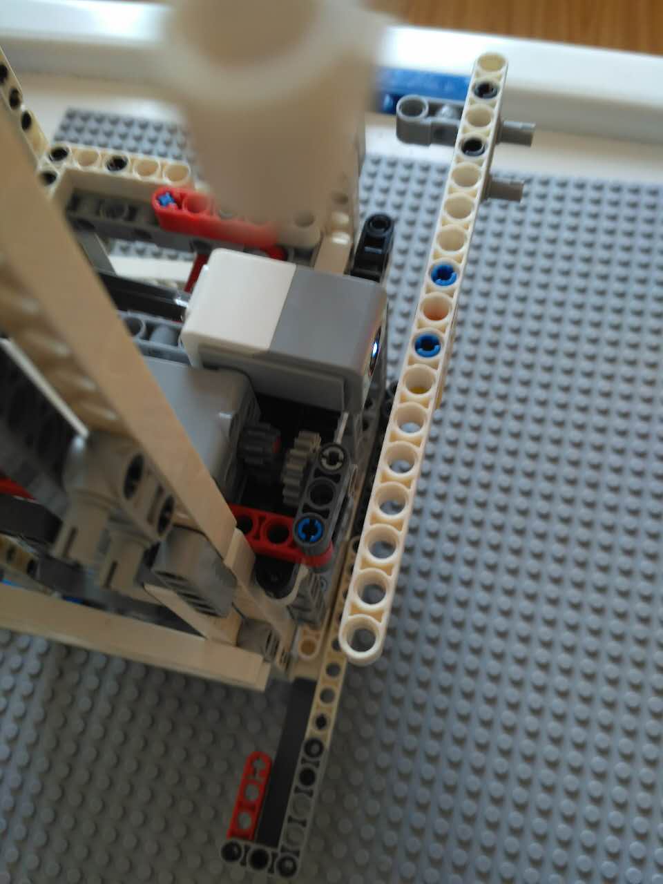 颜色传感器确定楼层