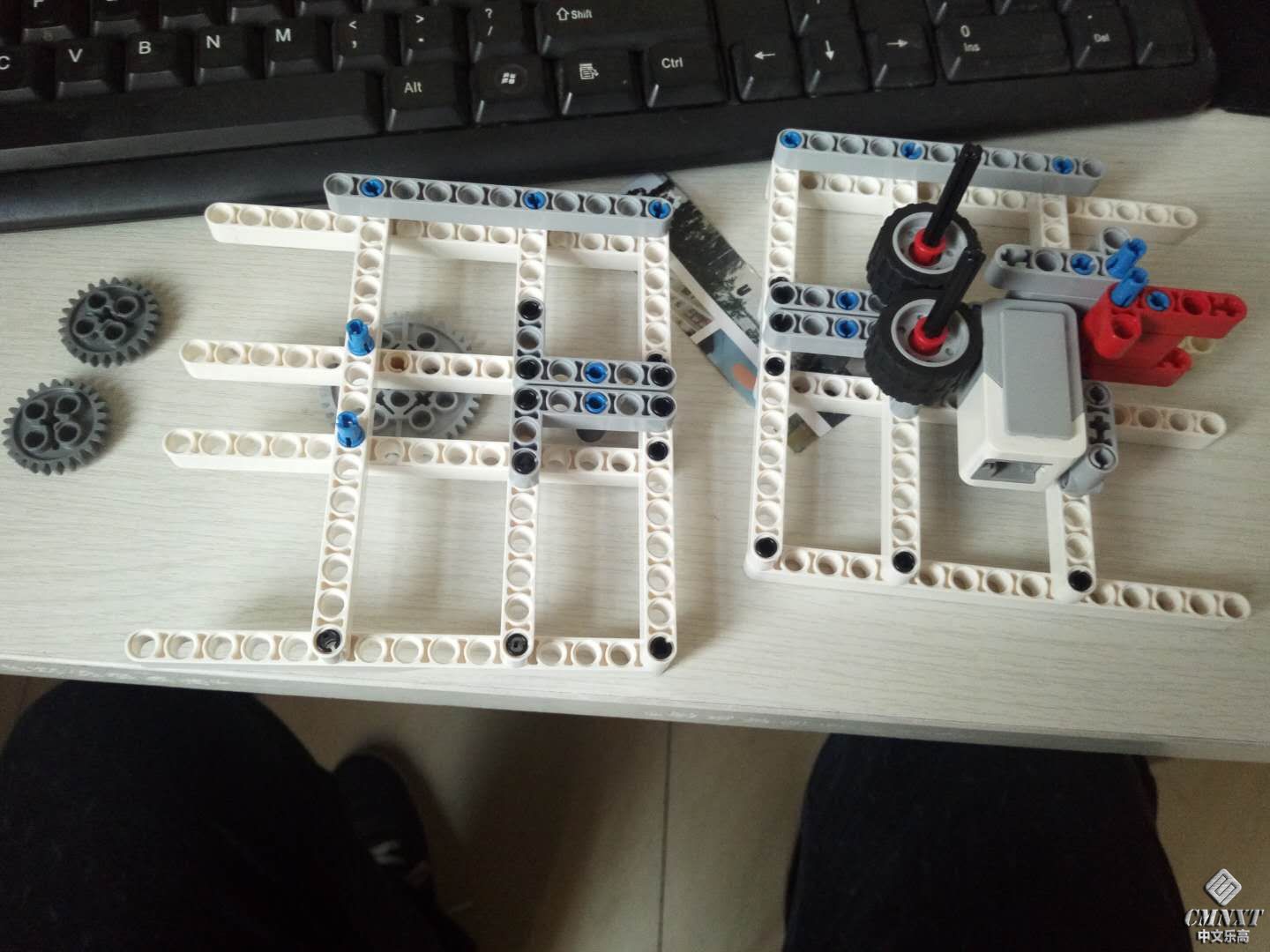 安装只要把轴对上就行